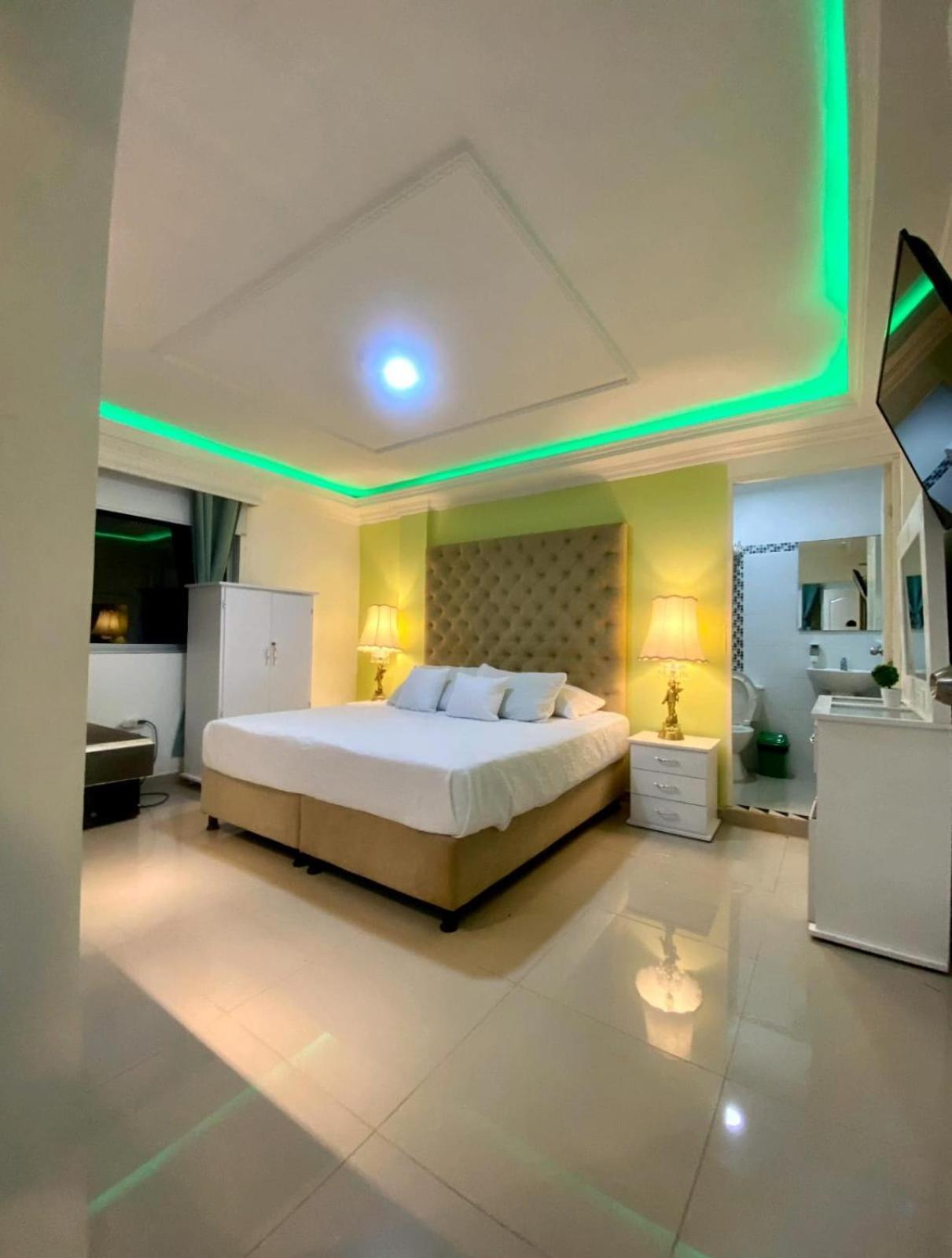Hotel West California Puerto Espejo Zewnętrze zdjęcie